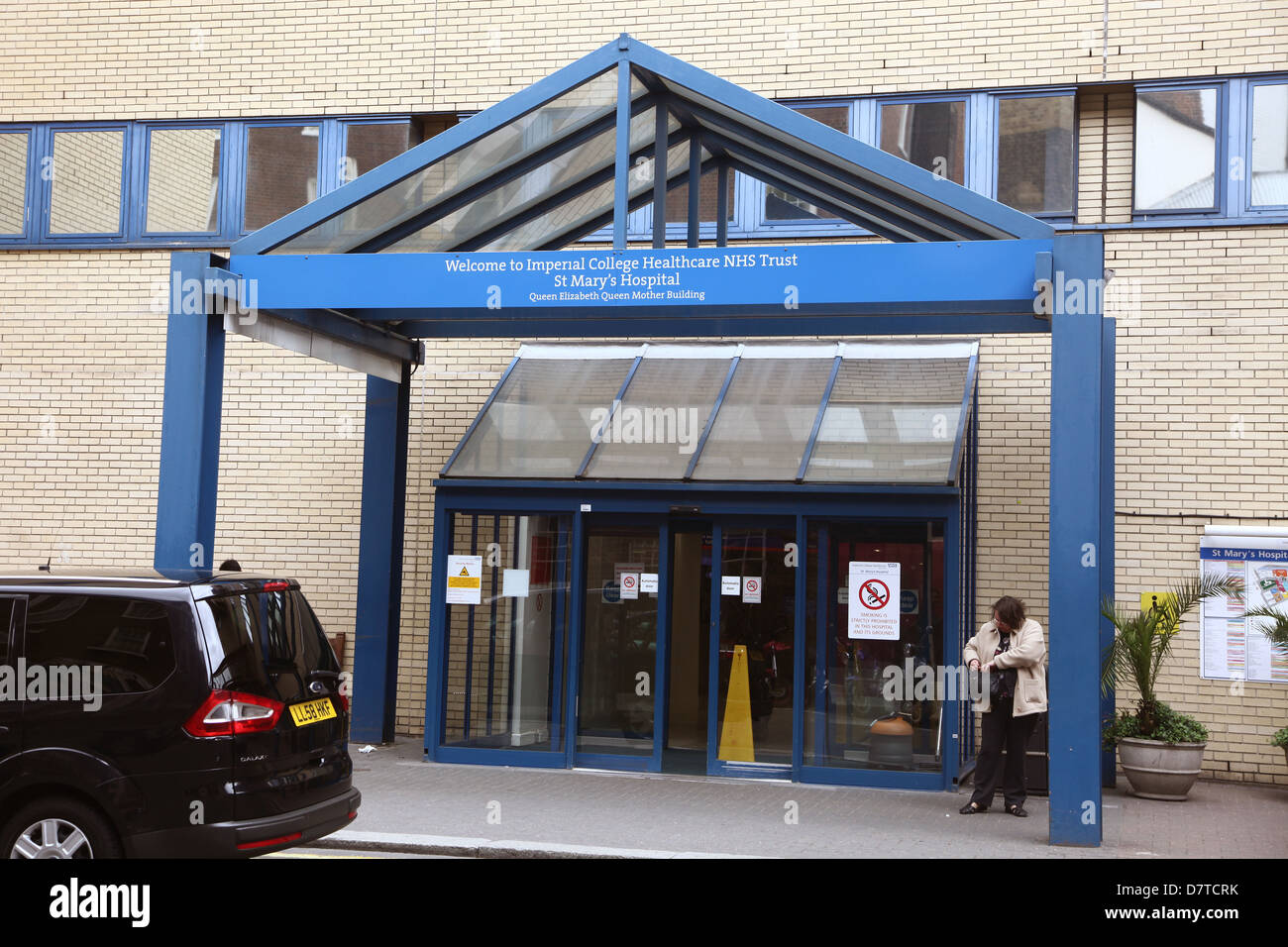 Entrance to St Mary's hospital in Paddington, London, May 2013 Stock Photo