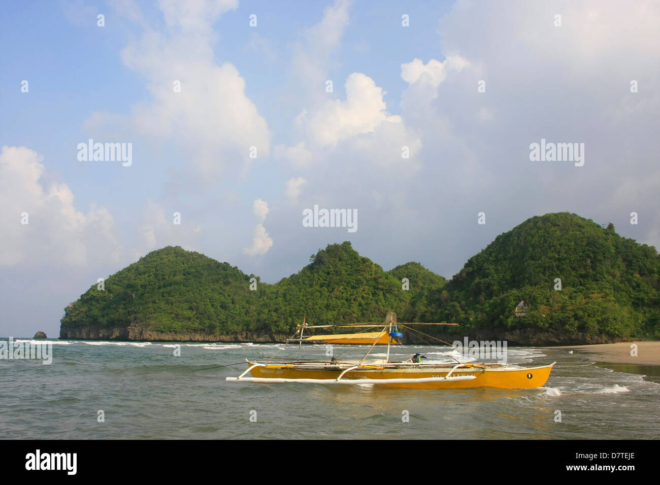 Katig Outrigger boat at Sugar beach, Negros island, Philippines, Southeast ...