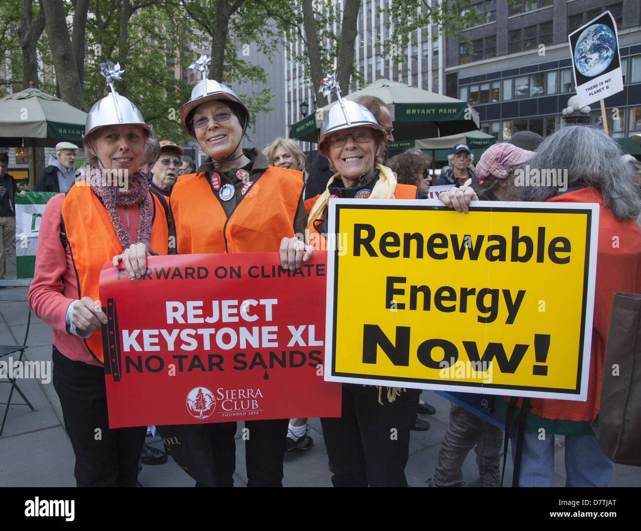 Waldorf Astoria, New York. USA. 13th May 2013. Environmentalists came out in force to greet President Obama at the Waldorf Astoria where he came for a Democratic Party fundraiser, telling him to stop the Keystone XL tar sands pipeline from being built in the US and to immediately invest heavily in renewable non polluting forms of energy such as wind, solar, wave, geothermal  and save the planet and future generations from the idiocy of continuing our present energy policy. Credit: David Grossman /Alamy Live News Stock Photo