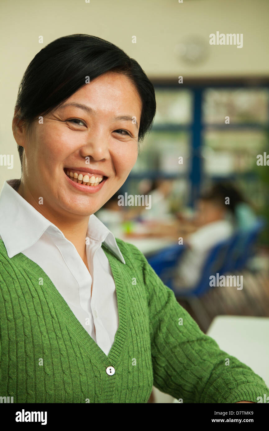 Chinese student canteen lunch hi-res stock photography and Chinese student canteen lunch hi-res stock photography and