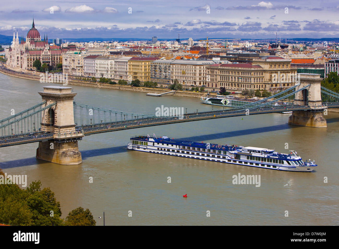 Chain bridge across the River Danube, Budapest, Hungary Stock Photo