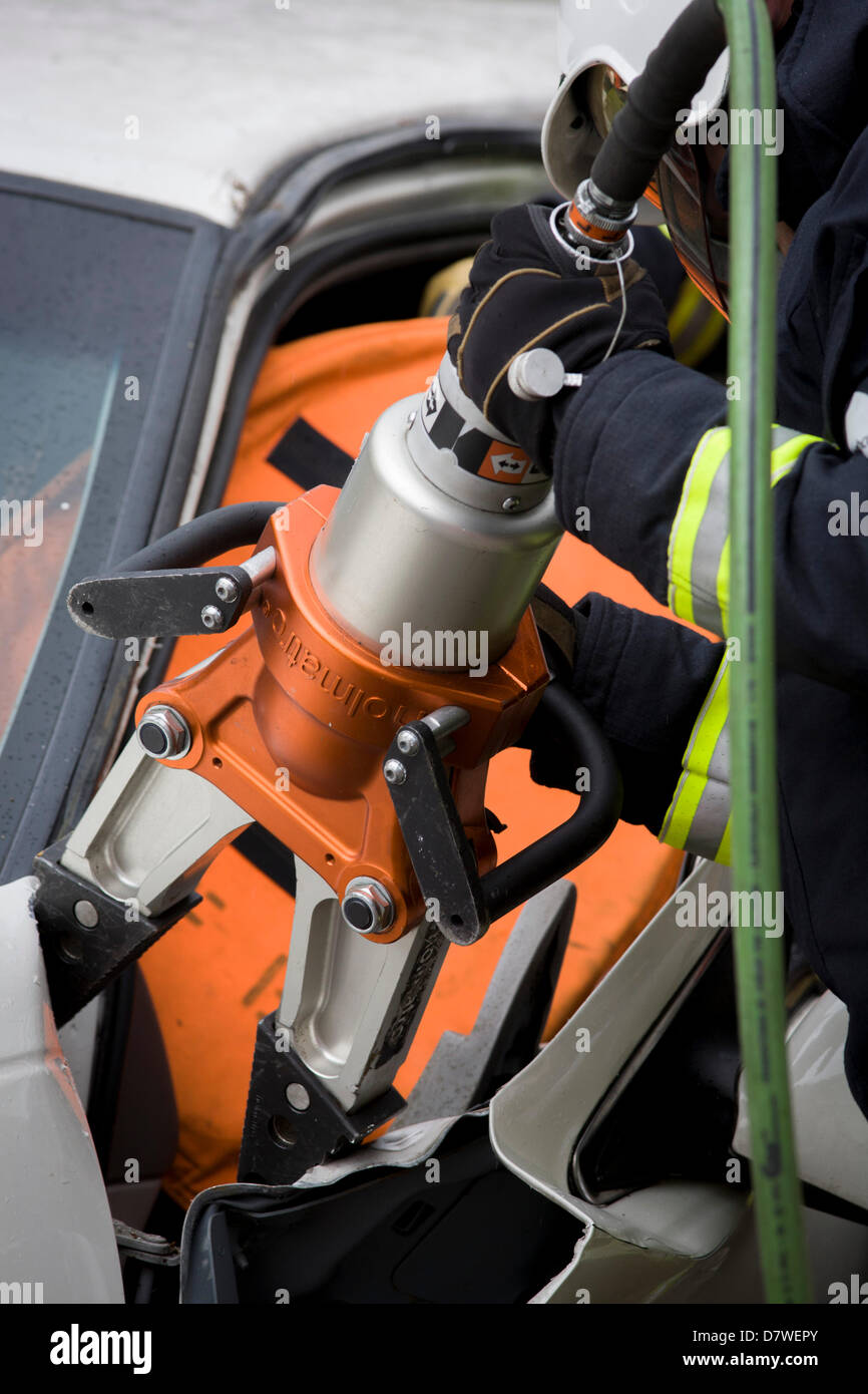 London 14th May 2013: The London Fire Brigade's 'extrication' team with ...