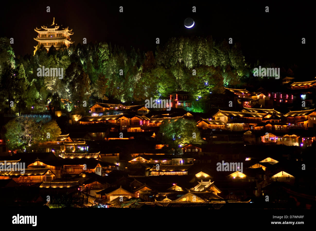 Old lijiang hi-res stock photography and images - Alamy