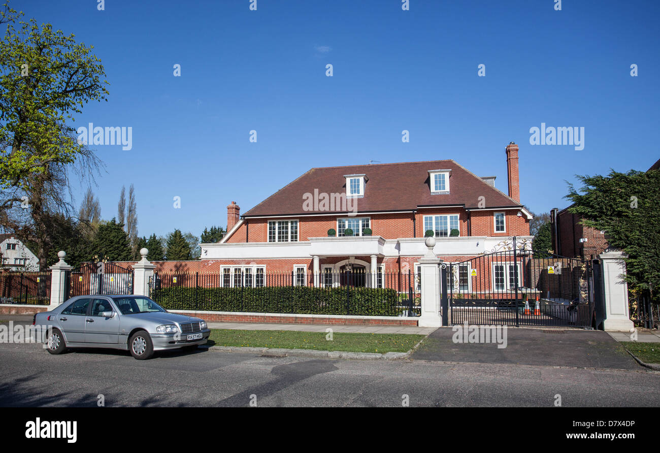 House on the Avenue, London, N2, England, UK Stock Photo Alamy