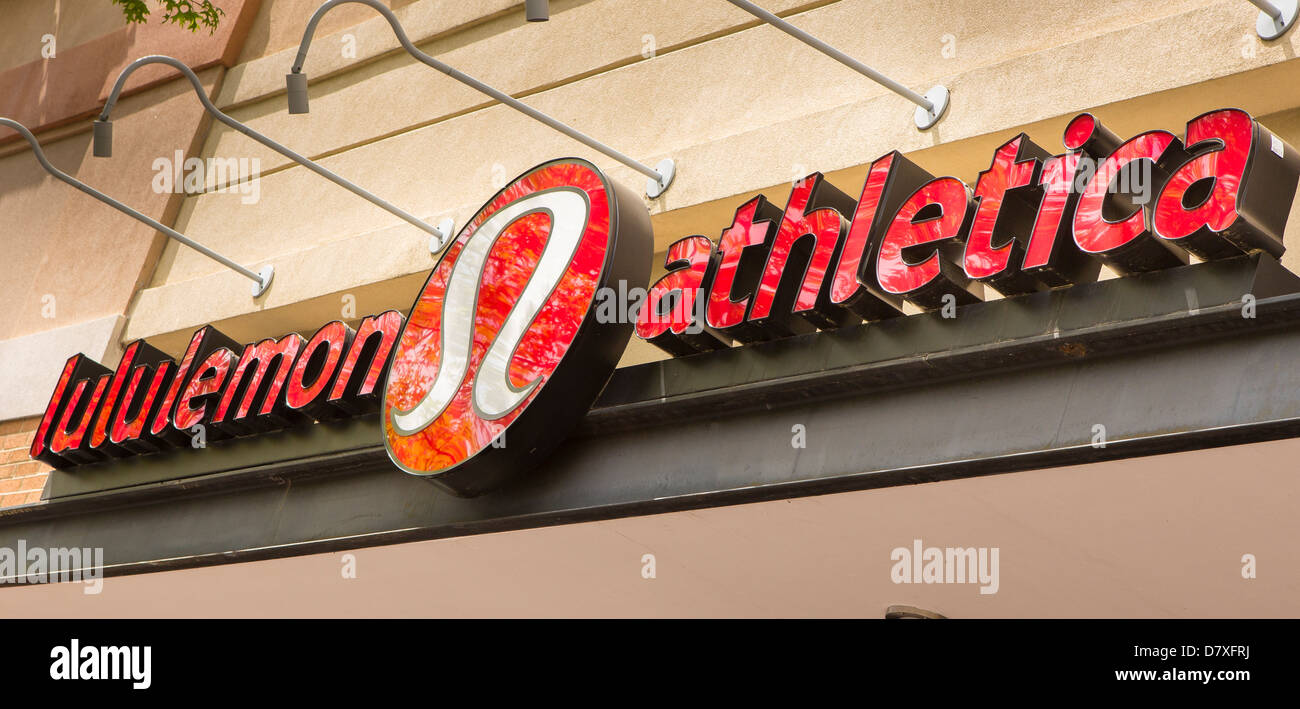 Lululemon logo hires stock photography and images Alamy