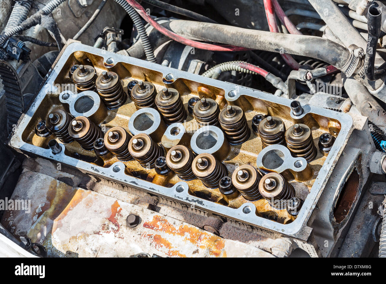 Cylinder head Stock Photo - Alamy