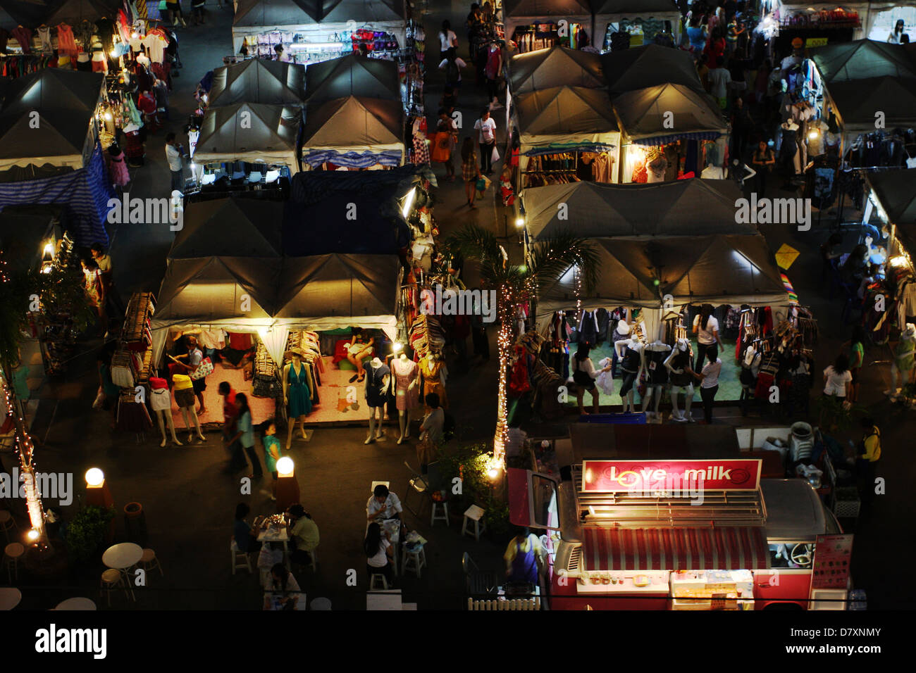 Bangkok on nut night market hires stock photography and images Alamy