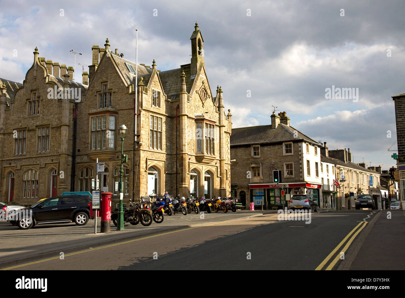 Town Hall building,  Market Square, Settle, Ribblesdale, Yorkshire Dales, North Yorkshire, England, UK Stock Photo