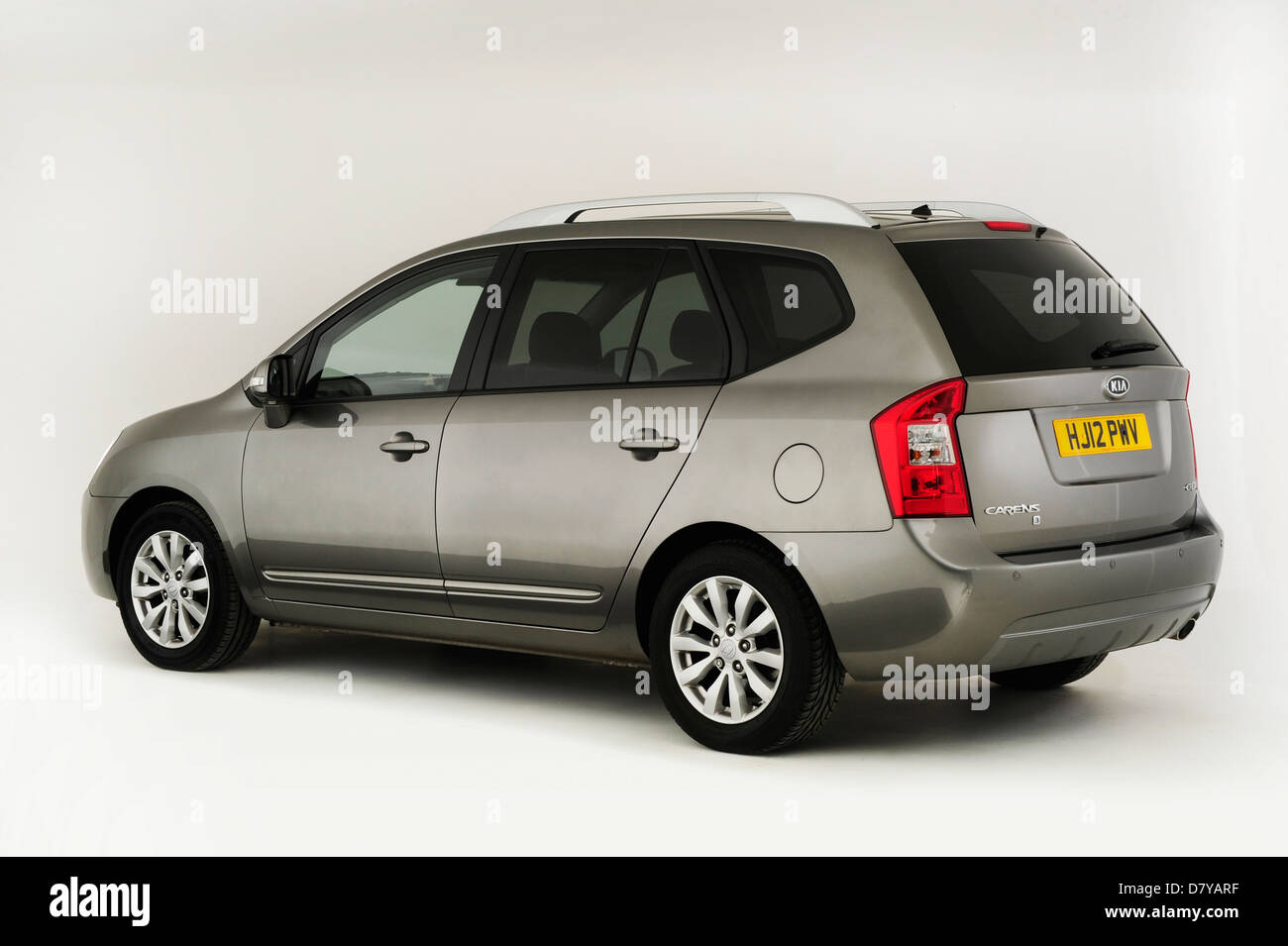 2012 Kia Carens 3 CDRi Stock Photo Alamy