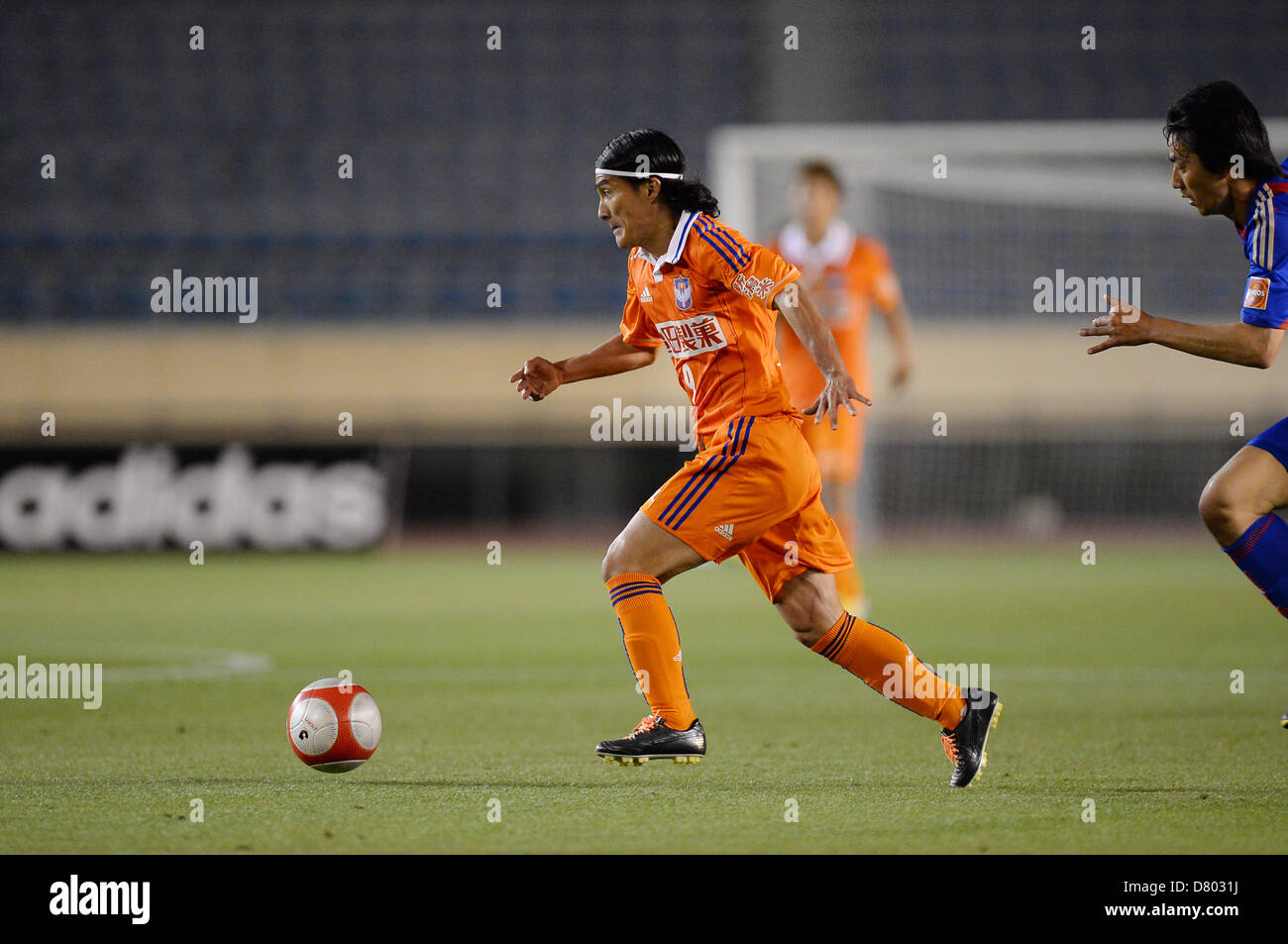 Tatsuya Tanaka (Albirex), MAY 15, 2013 Football / Soccer Tatsuya