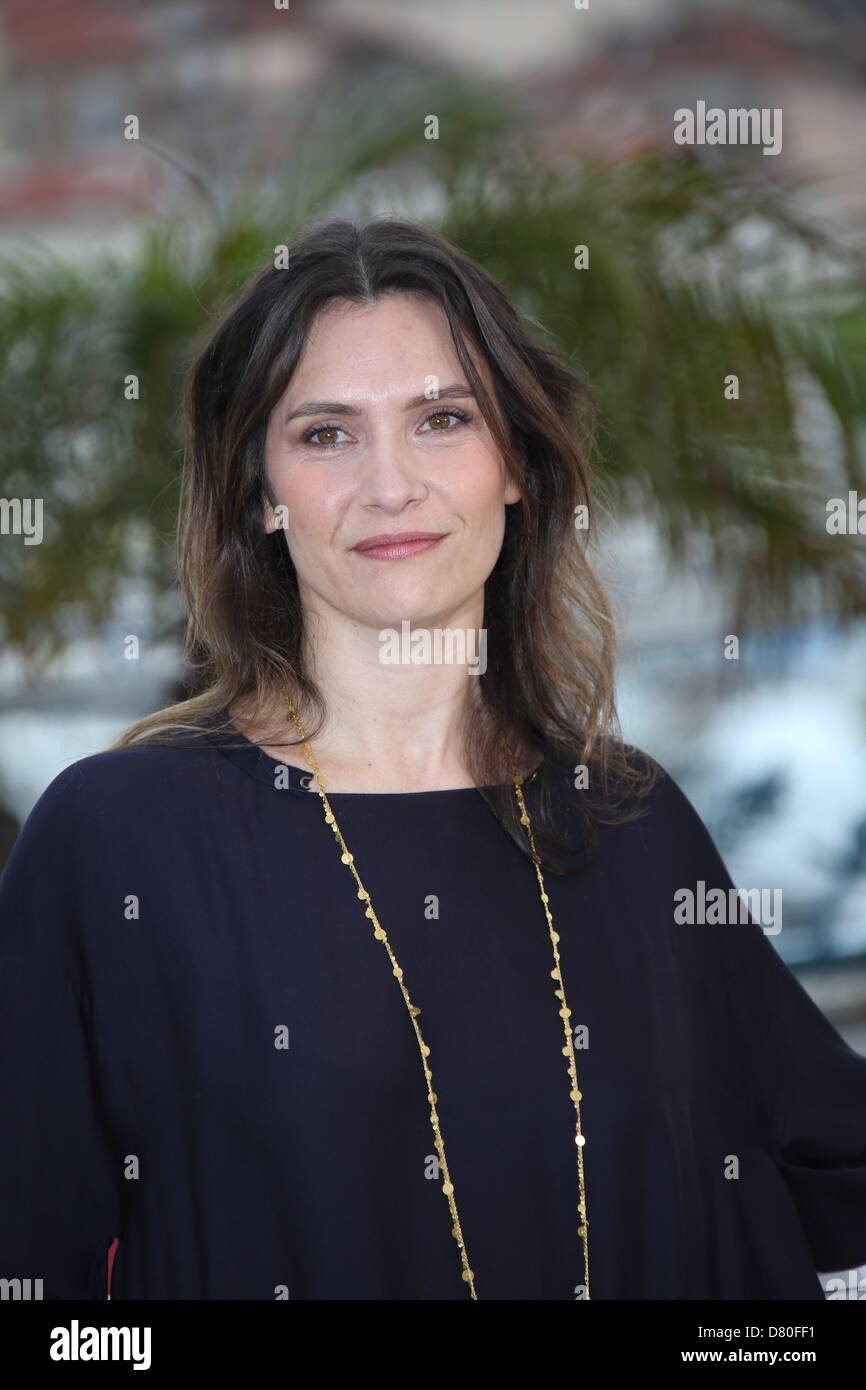 Cannes, France. 16th May 2013. French actress Geraldine Pailhas poses during the photocall for 'Jeune & Jolie' (Young & Beautiful) at the 66th annual Cannes Film Festival in Cannes, France, 16 May 2013. The movie is presented in the Official Competition of the festival which runs from 15 to 26 May. Photo: Hubert Boesl/dpa/Alamy Live News Stock Photo