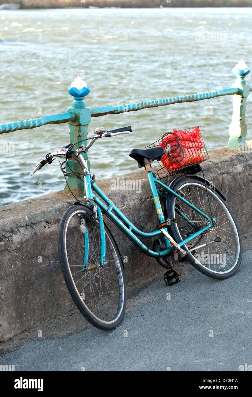 turquoise ladies bike