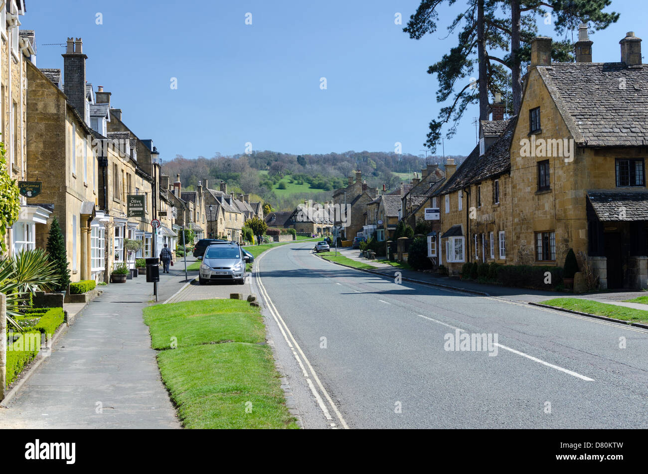Traditional Cotswold stone houses in the Worcestershire village of