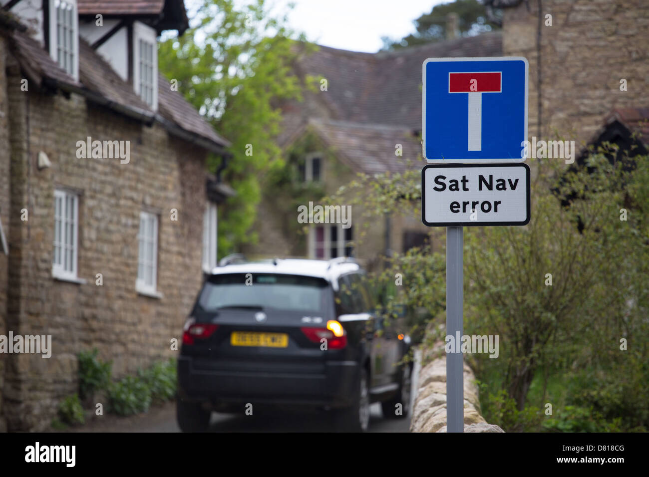 Sat Nav error sign in rural village indicates to motorists that their sat nav is likely to have made an error Stock Photo