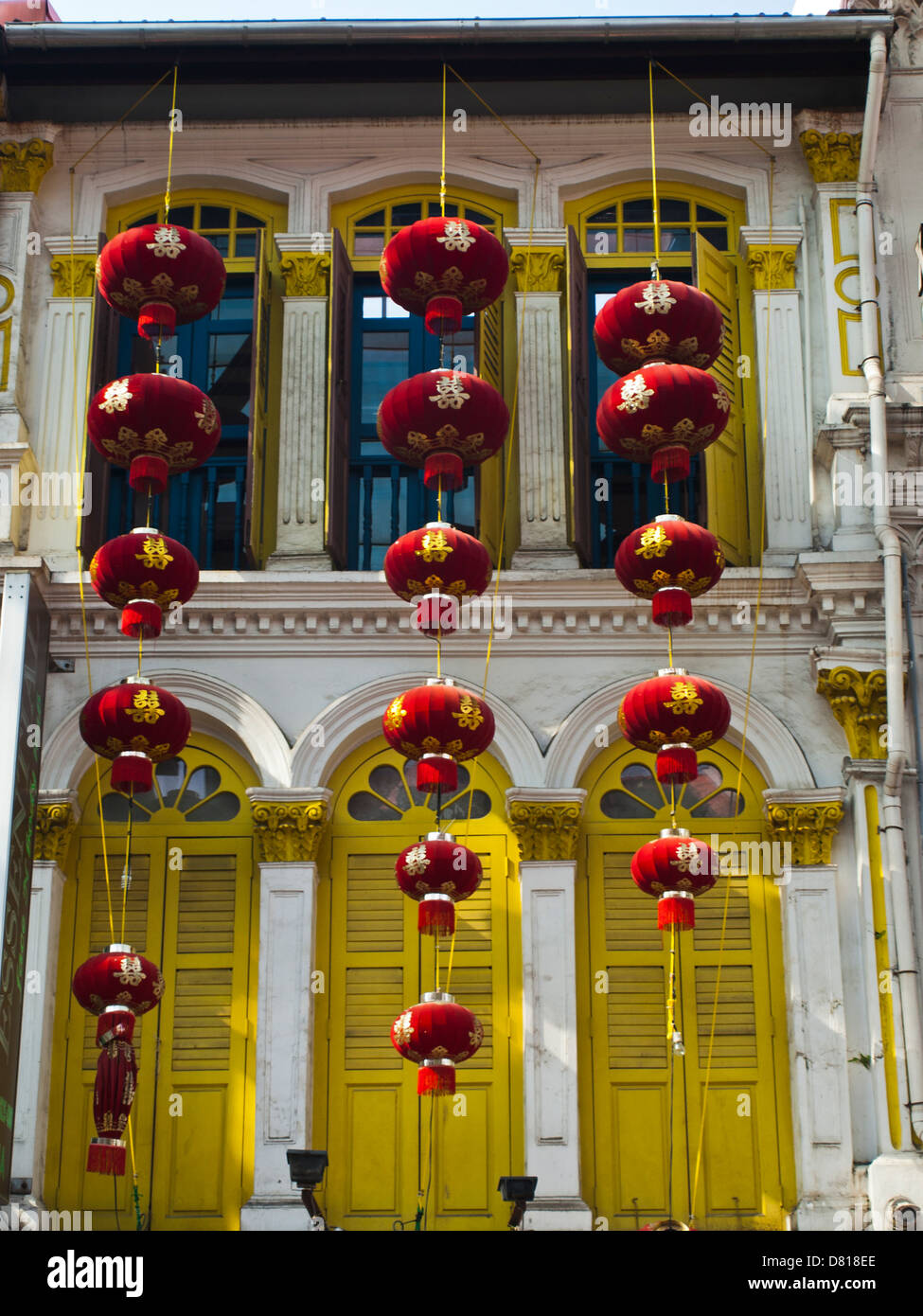 Chinese Decorations In Chinatown Street Singapore Stock Photo Alamy Chinese Decorations In Chinatown Street Singapore Stock Photo Alamy
