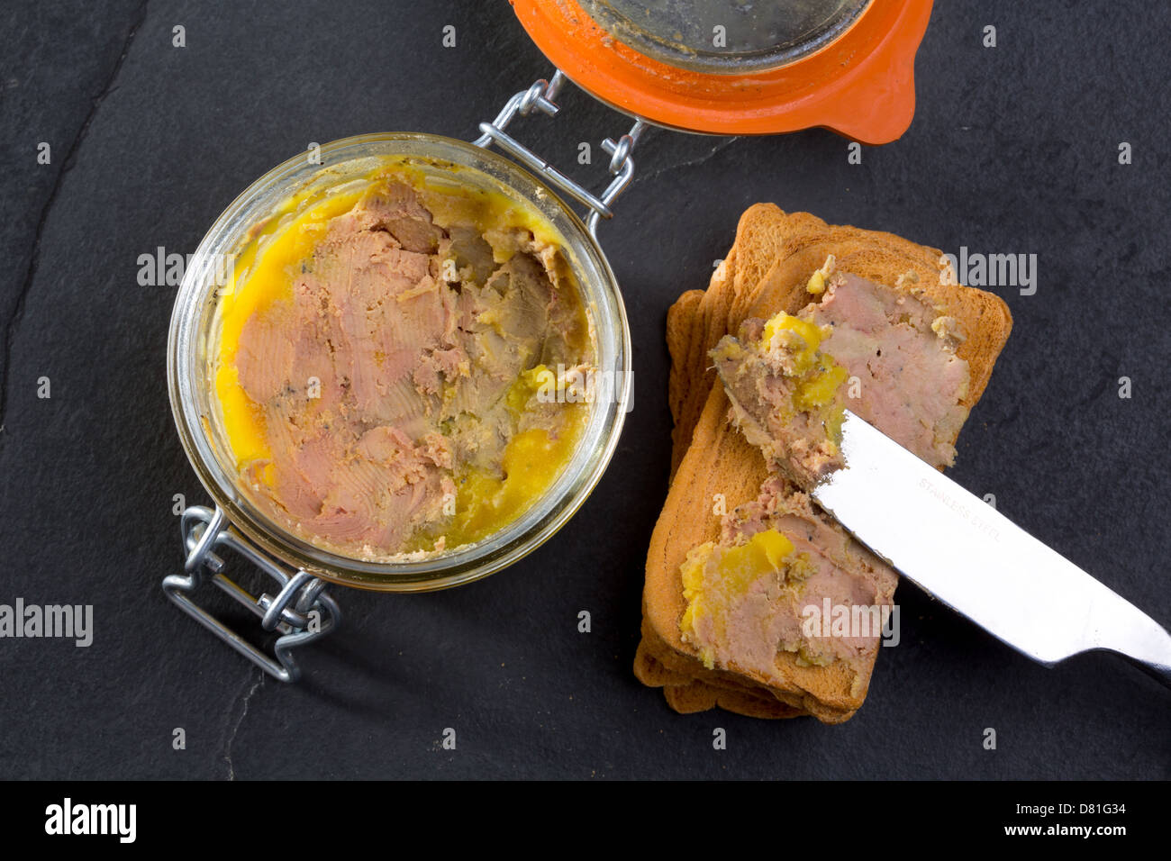 Canard Foie gras Pate made of the liver of a duck or goose with toasted  bread slices Stock Photo - Alamy