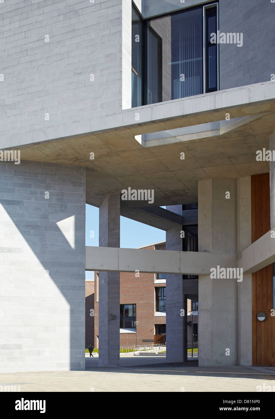 Medical school building student accommodation hi-res stock photography ...