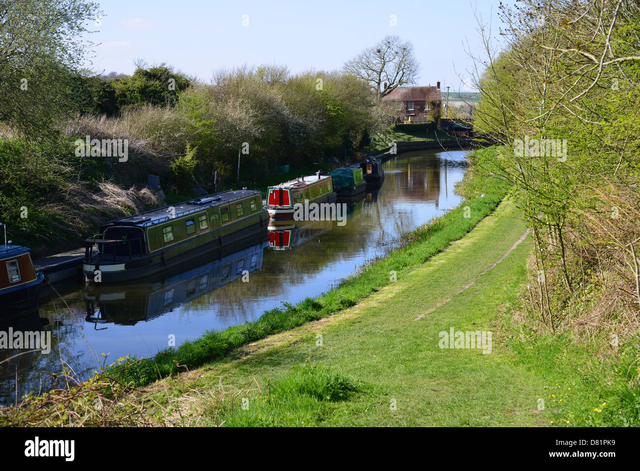 Narrowboats on the Kennet & Avon Canal near Bishop's Canning, Wiltshire Stock Photo