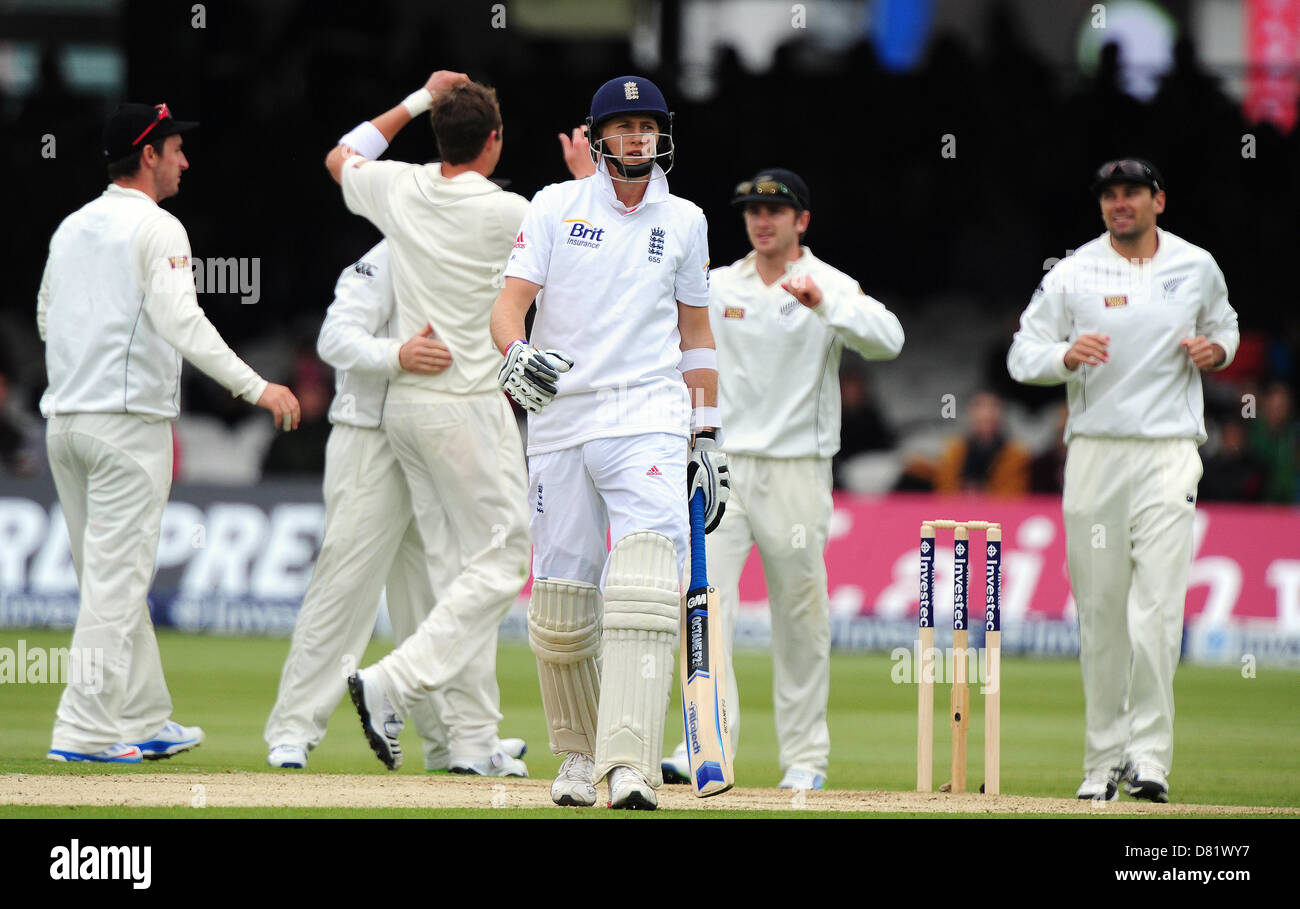 17.05.2013 London, England. Joe Root dismissed during the 1st Test between England and New Zealand from Lords Cricket Ground. Stock Photo