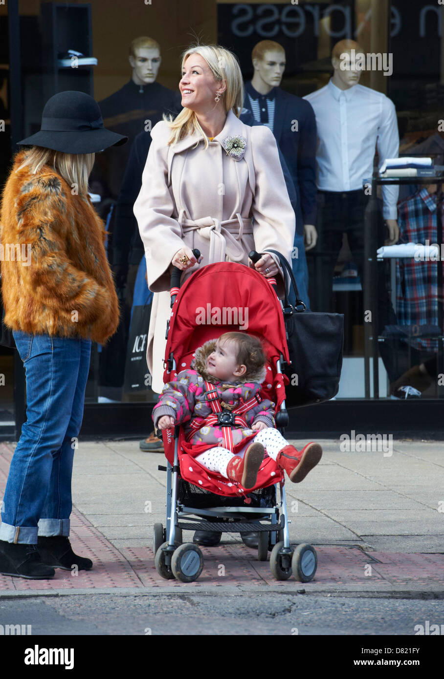 As he arrives with his daughter hi-res stock photography and images - Page  3 - Alamy