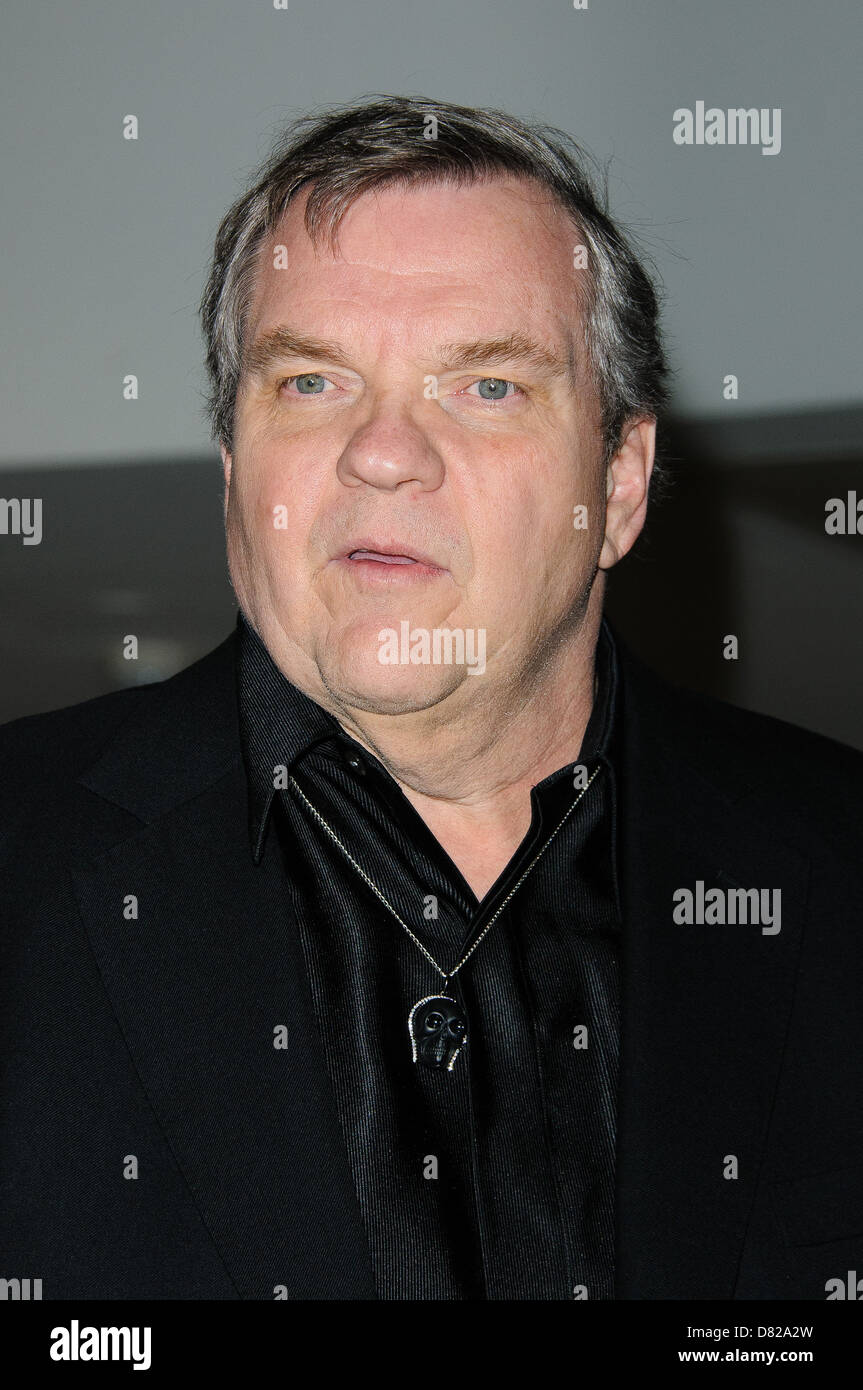 Meat Loaf signs copies of his new album, 'Hell In A Handbasket' at HMV