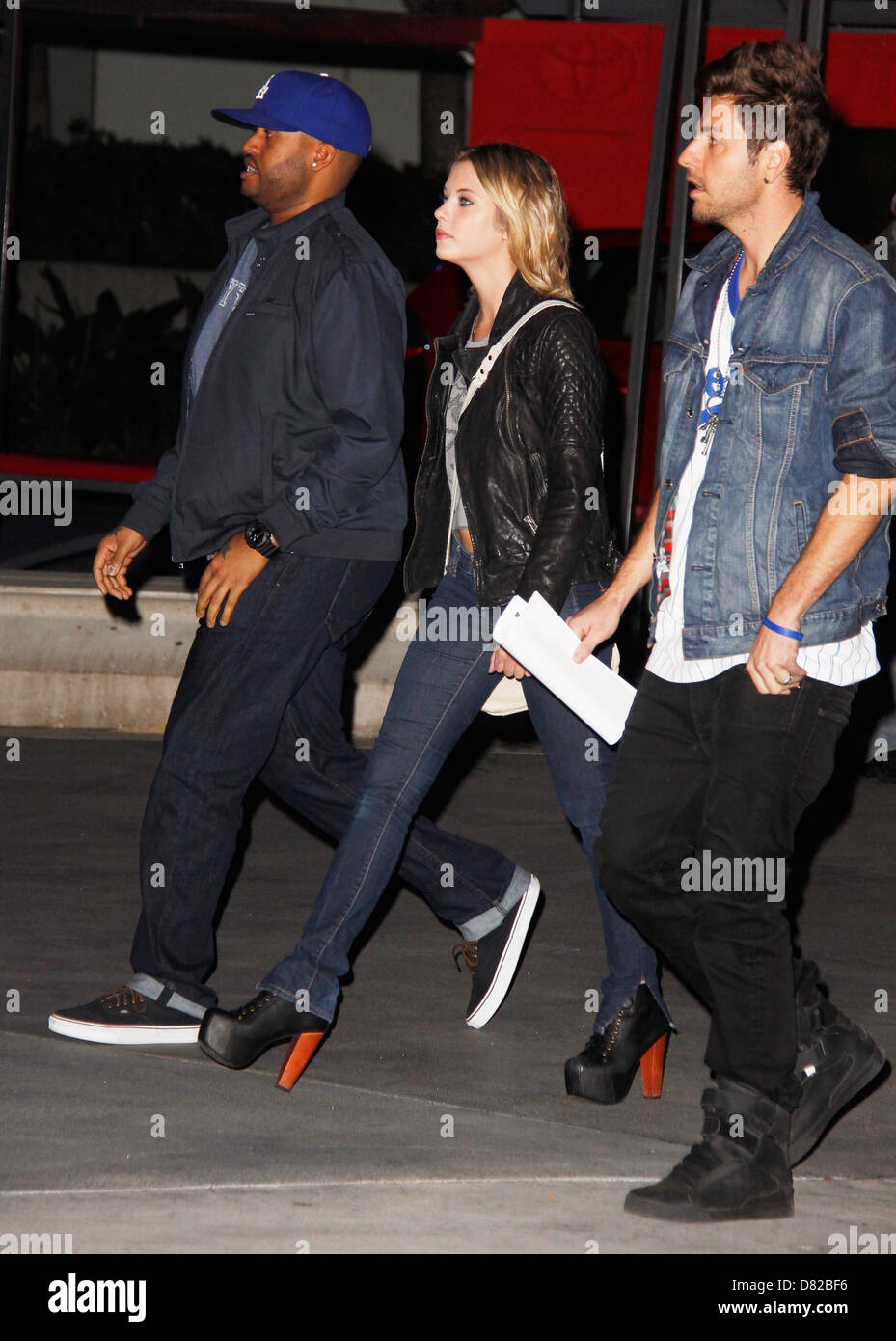 Ashley Benson and Ryan Good arriving at the Staples Center for the Lakers  game Los Angeles, California, USA - 17.02.12 Stock Photo - Alamy