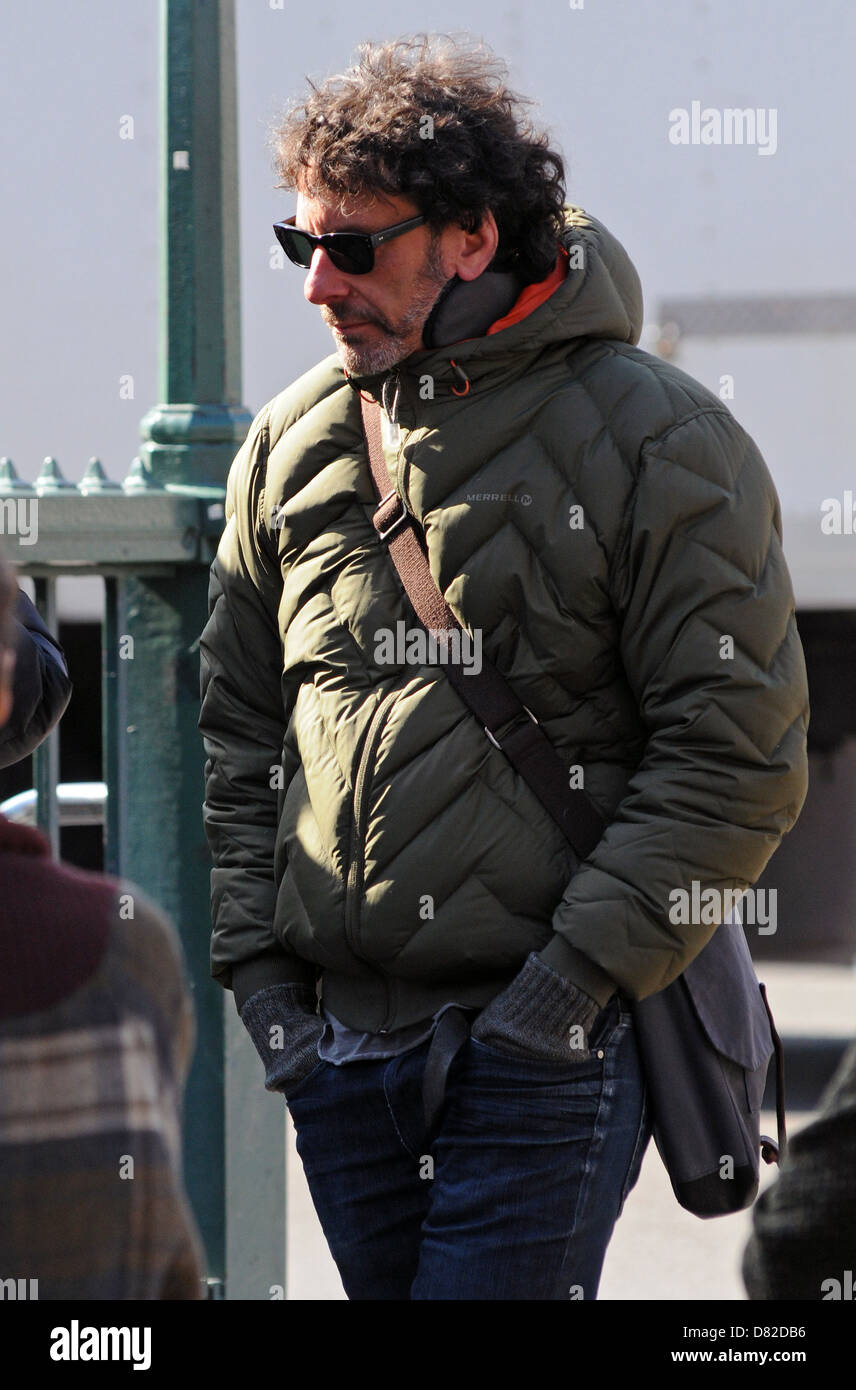 Joel Coen On the set of 'Inside Llewyn Davis' on location in Manhattan New York City, USA - 17.02.12 Stock Photo