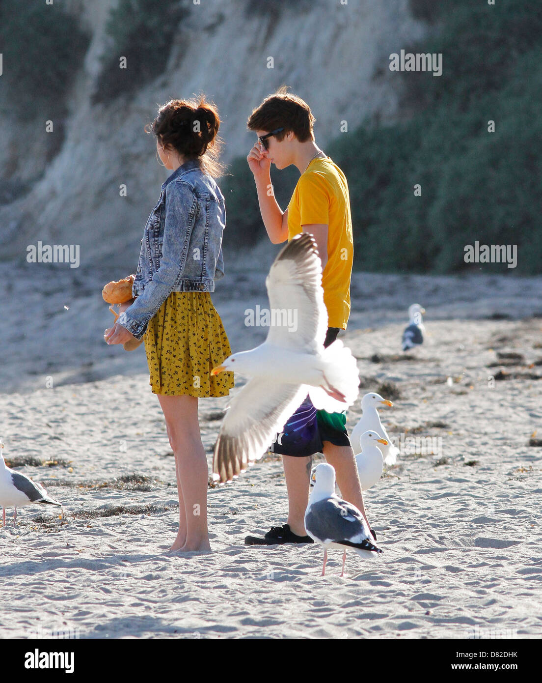 Justin Bieber And Selena Gomez Justin Bieber Spends Quality Time With His Younger Brother And Sister On Malibu Beach Stock Photo Alamy