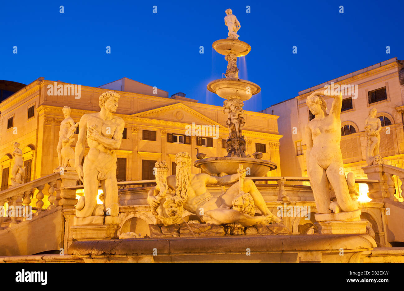 Palermo - Florentine founiain on Piazza Pretoria at dusk Stock Photo