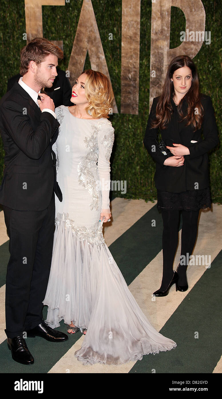Liam Hemsworth And Miley Cyrus 2012 Vanity Fair Oscar Party At Sunset 