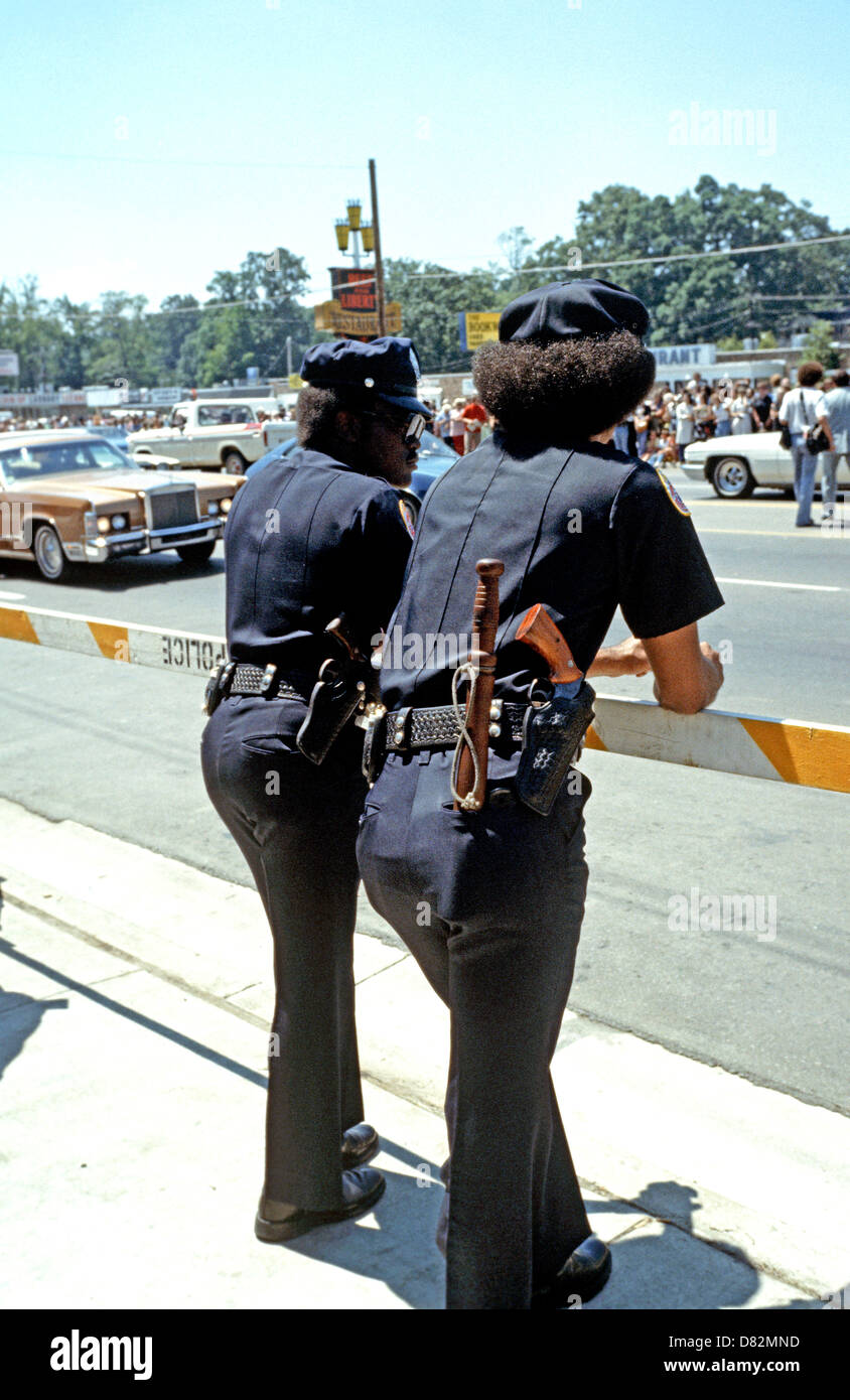 Memphis, Tennessee, Police at Elvis Presley Funeral, 18th August 1977, USA, United States of America, Stock Photo