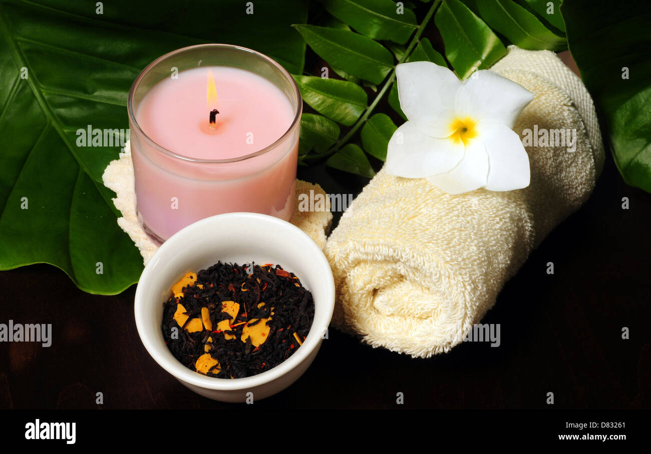 A natural arrangement of day spa supplies for aromatherapy Stock Photo