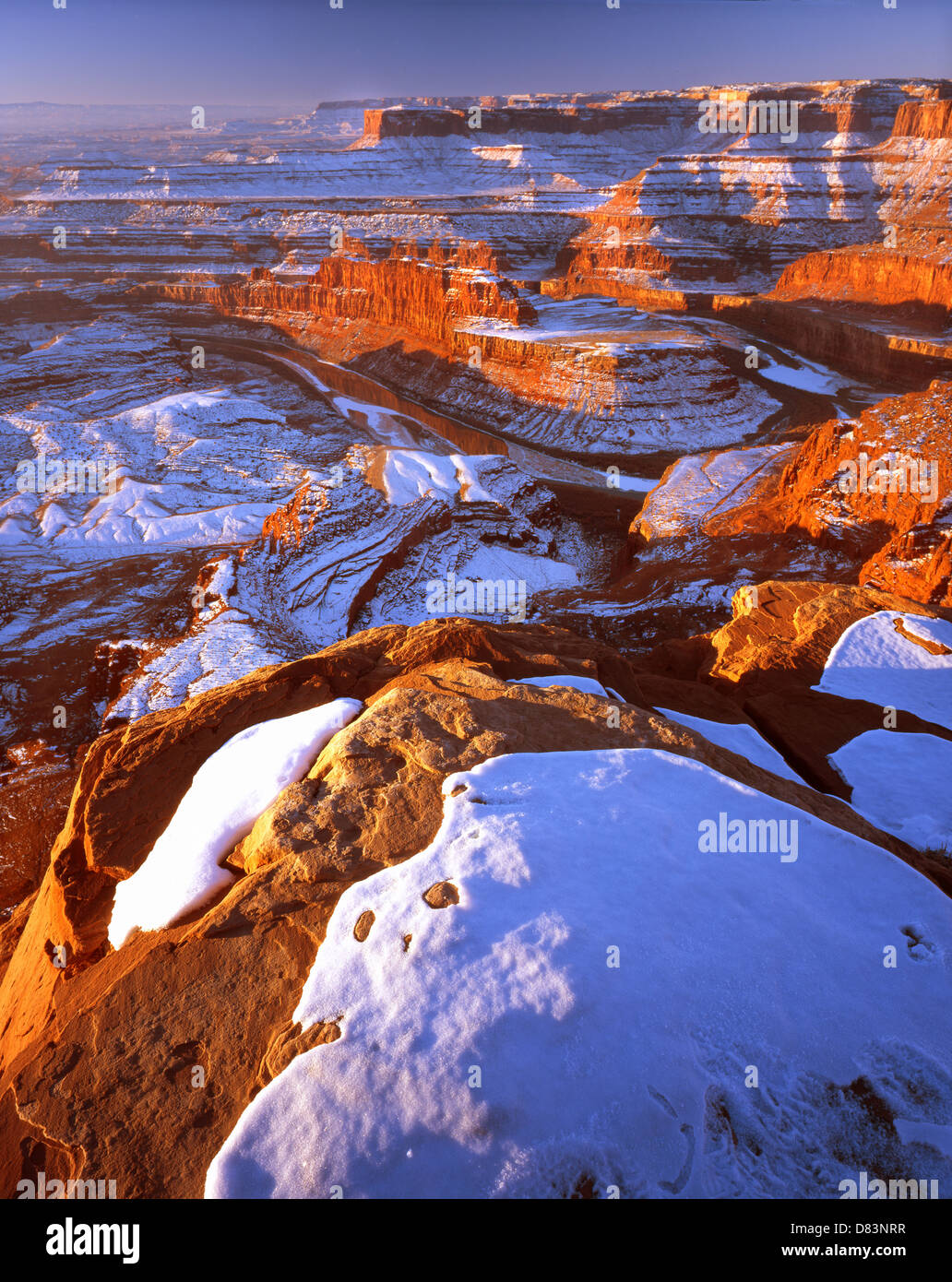 Sunrise on the Gooseneck in Canyonlands National Park as seen from Dead ...