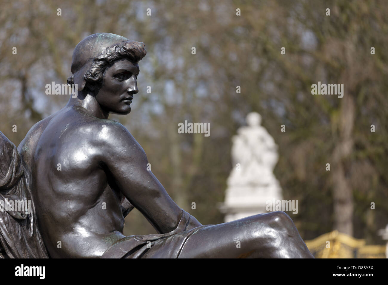 One of the queen Victoria Memorial bronze sculpture in London, created
