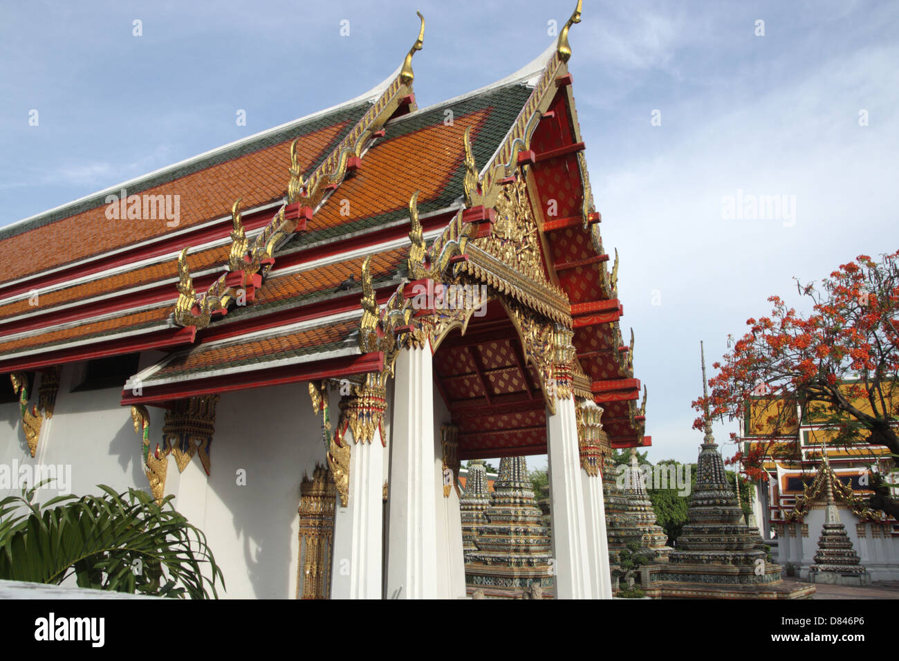 Wat Pho temple in Bangkok , Thailand Stock Photo - Alamy