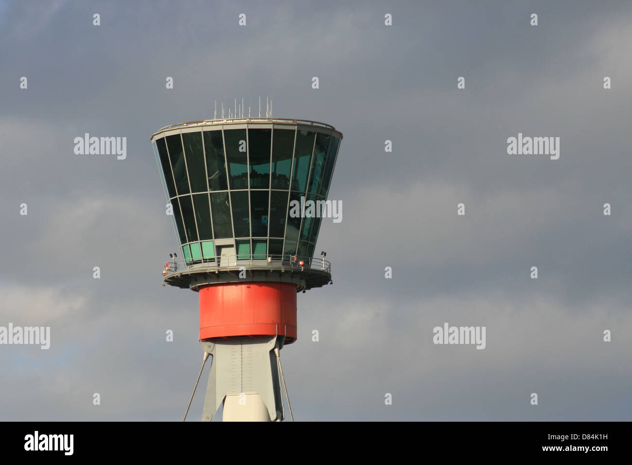 AIR TRAFFIC CONTROL TOWER HEATHROW AIRPORT Stock Photo