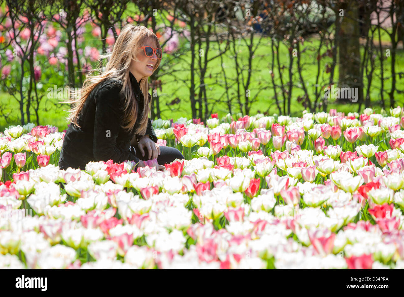 Tulips woman kyra en ko deals