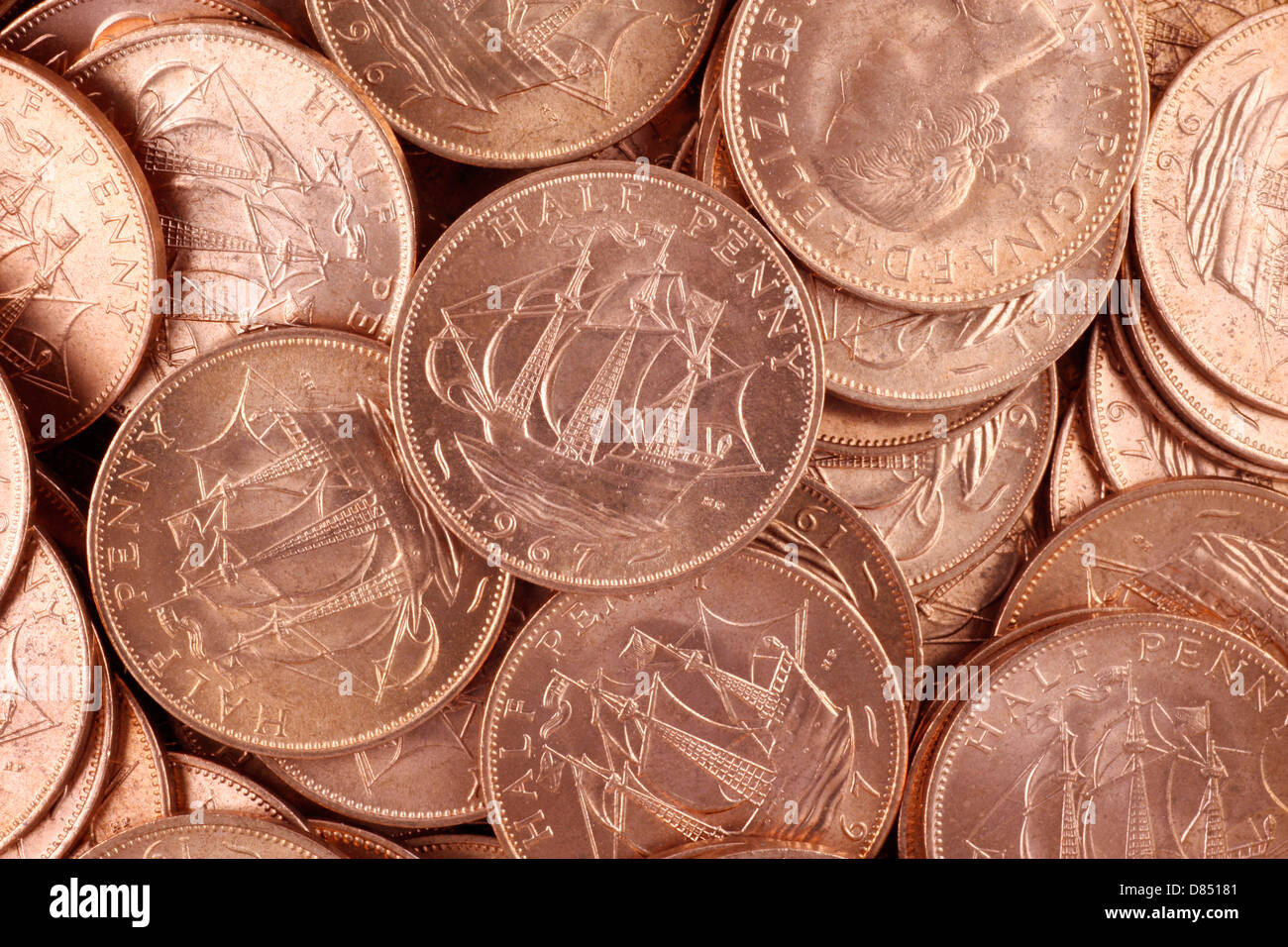 Great Britain uncirculated half pennies from 1967 Stock Photo