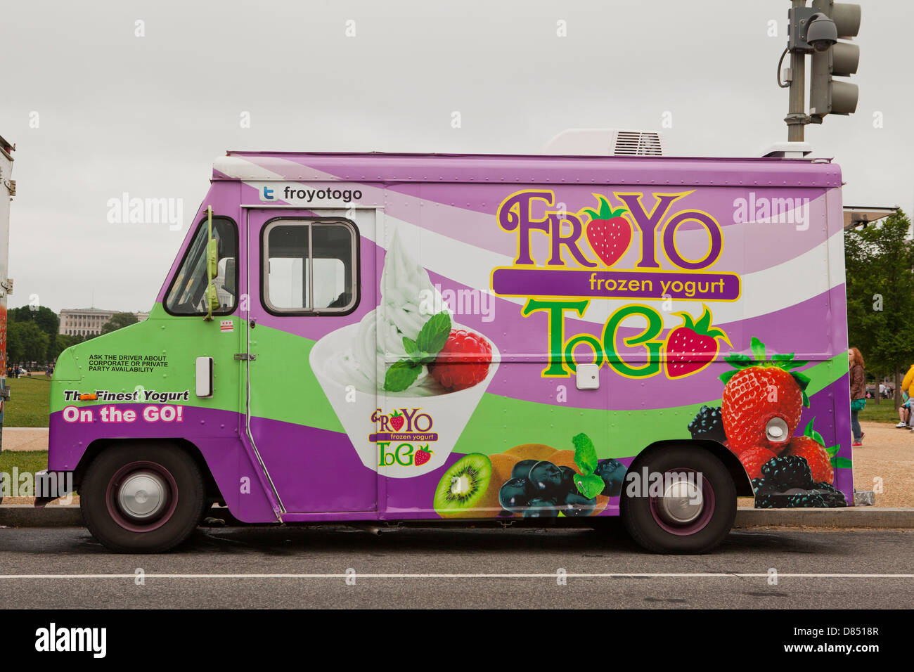 FroYo frozen yogurt vendor truck - USA Stock Photo