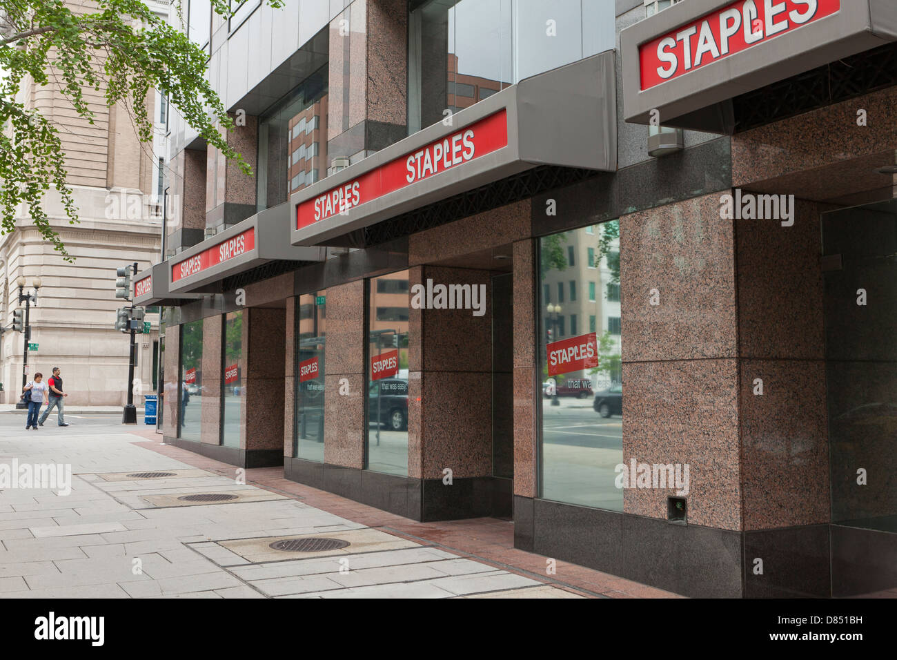 Staples deals bank st