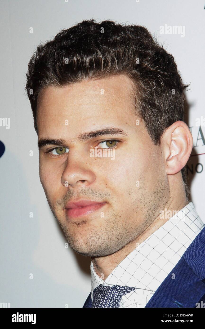 Los Angeles, California, USA. 19th May 2013. Kris Humphries attends The