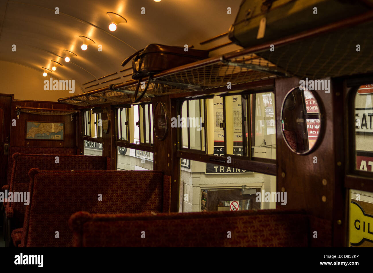 Railway carriage lighting hi-res stock photography and images - Alamy