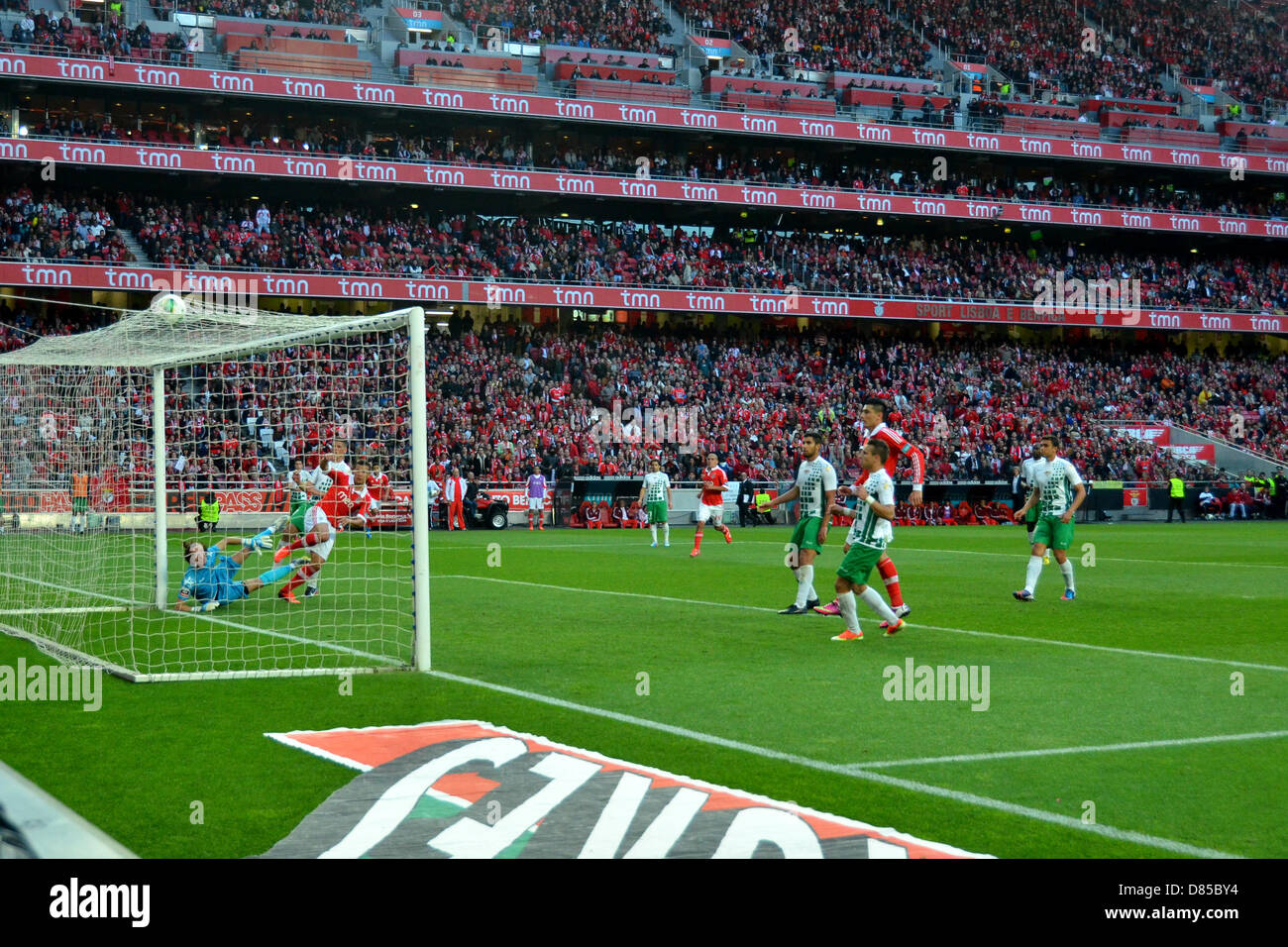 Benfica player Lima scores the second goal at minute 80 . Stock Photo