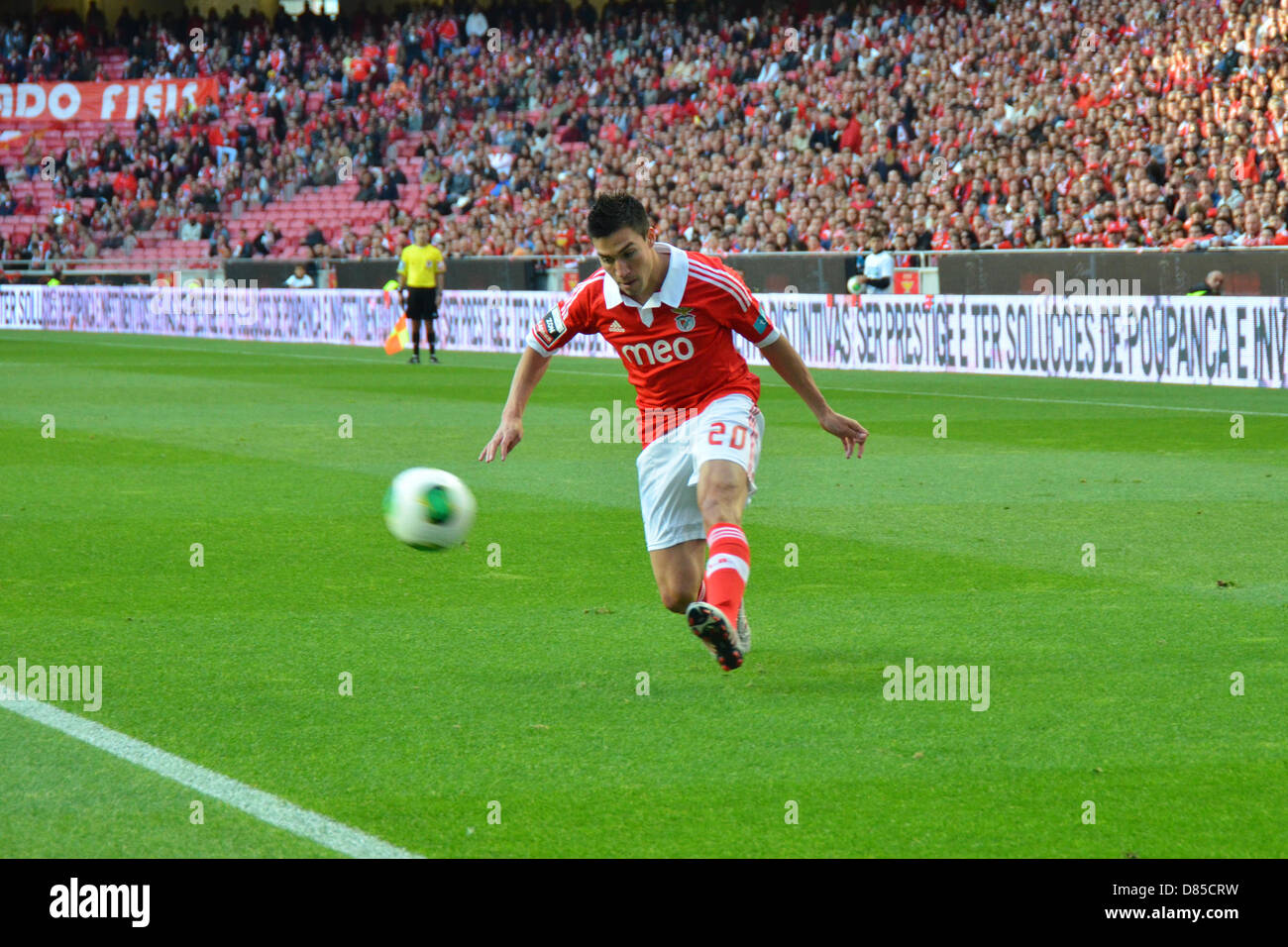 Nicolas Gaitan , Benfica player, doing the assistance for Cardozos goal Stock Photo