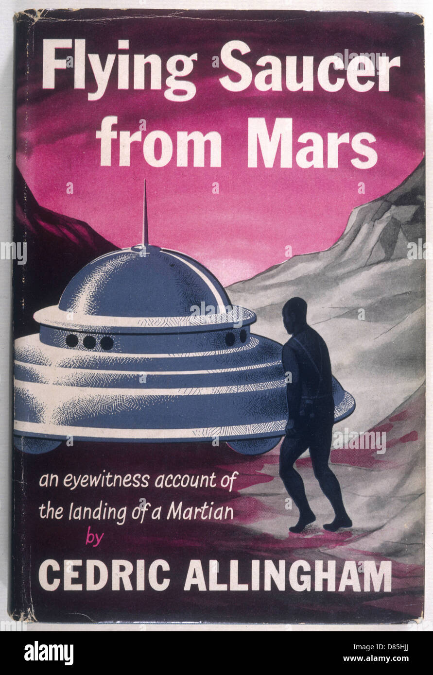 Flying ufo saucer hires stock photography and images Alamy