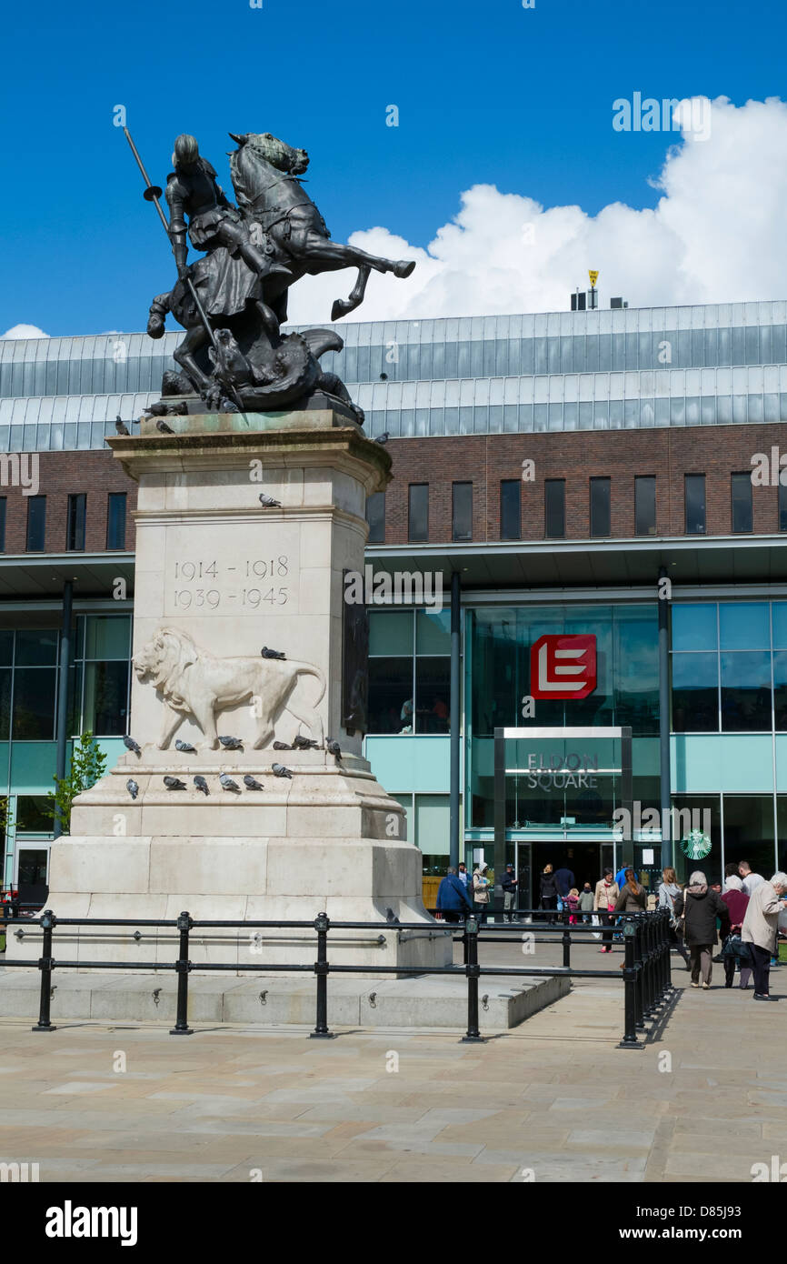 The war memorial at Eldon Square in Newcastle Upon Tyne Stock Photo - Alamy