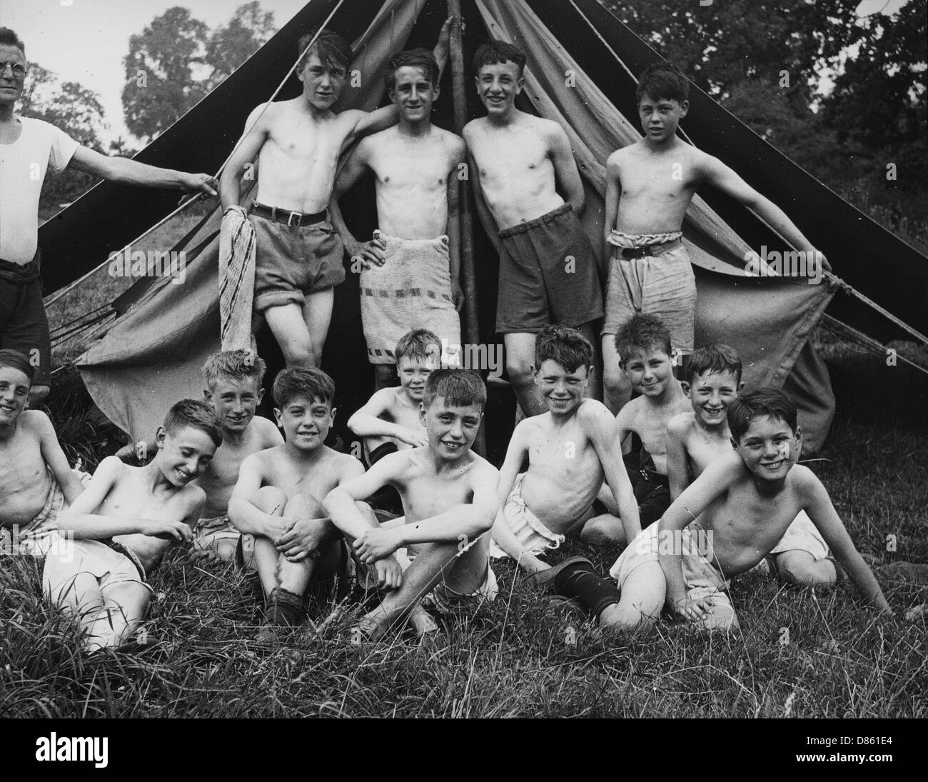 Boys group Black and White Stock Photos & Images Alamy
