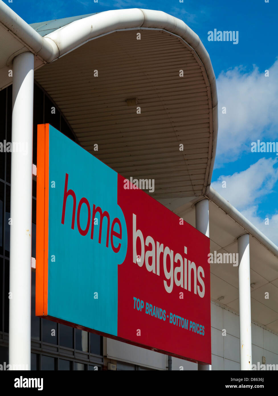 Branch of Home Bargains budget retailer in a large shopping centre in Mansfield Nottinghamshire England UK Stock Photo