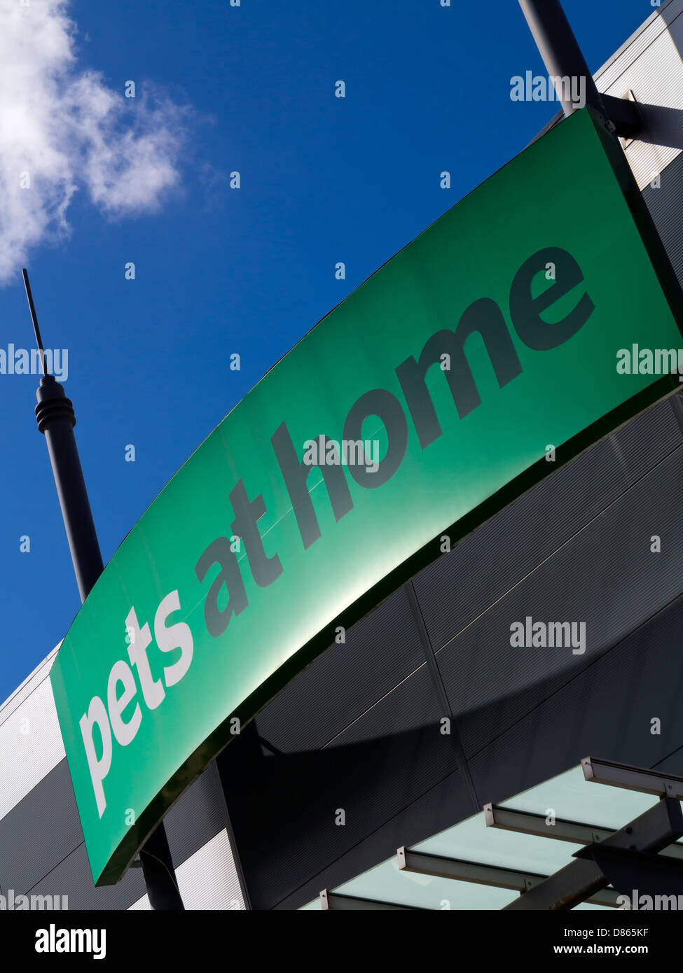 Sign outside large Pets at Home shop on a retail park in Mansfield