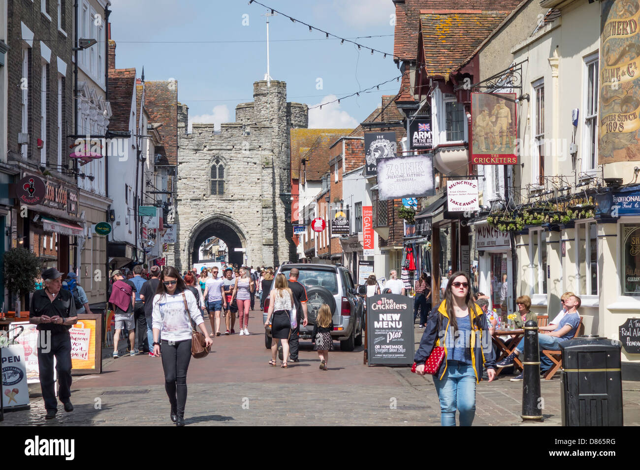 Shoppers Tourists Canterbury High Street England Stock Photo Alamy